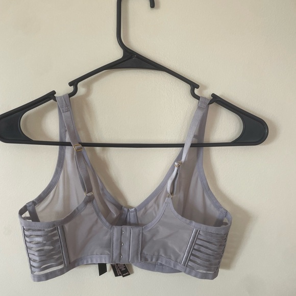 Bra - Picture 2 of 3